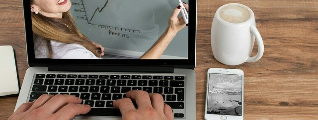 CERTIFICAZIONI INFORMATICHE ONLINE CERTIFICAZIONI INFORMATICHE ONLINE