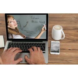 CORSO DI PERFEZIONAMENTO Tecnologie digitali e metodologie didattiche a distanza CORSO DI PERFEZIONAMENTO Tecnologie digitali e metodologie didattiche a distanza